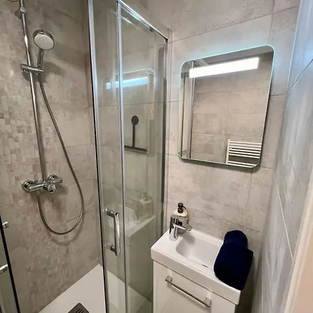 Climatise, Cosy Et Calme Au Centre Διαμέρισμα *