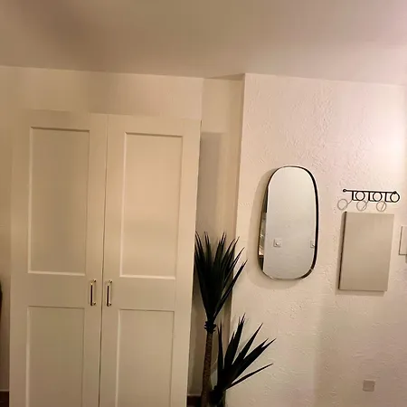 Climatise, Cosy Et Calme Au Centre Lägenhet *