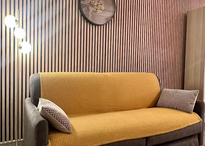 Climatise, Cosy Et Calme Au Centre Апартаменты